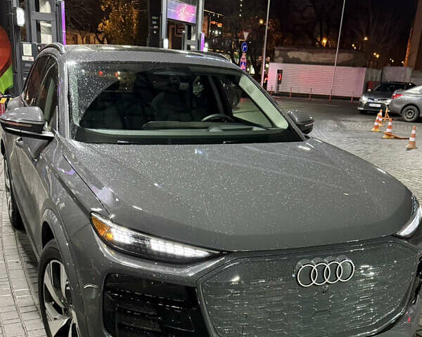 Серый Ауди Q6 e-tron, объемом двигателя 0 л и пробегом 1 тыс. км за 75000 $, фото 18 на Automoto.ua