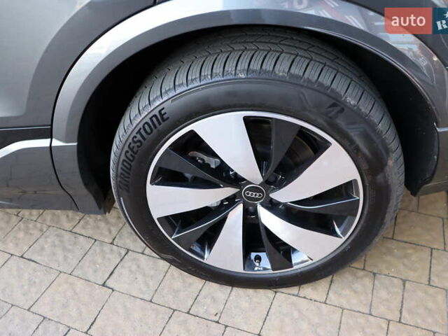 Серый Ауди Q6 e-tron, объемом двигателя 0 л и пробегом 1 тыс. км за 76900 $, фото 9 на Automoto.ua