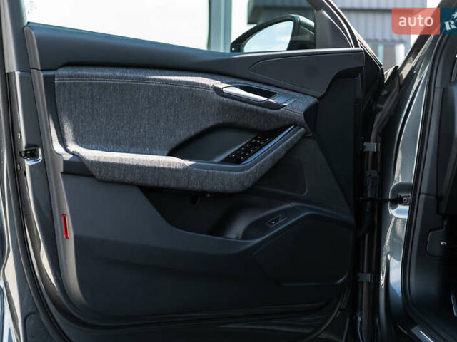 Серый Ауди Q6 e-tron, объемом двигателя 0 л и пробегом 21 тыс. км за 77000 $, фото 26 на Automoto.ua