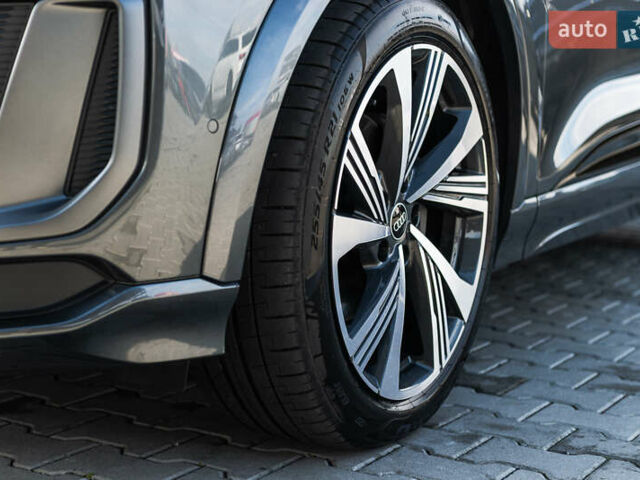 Сірий Ауді Q6 e-tron, об'ємом двигуна 0 л та пробігом 21 тис. км за 77500 $, фото 17 на Automoto.ua