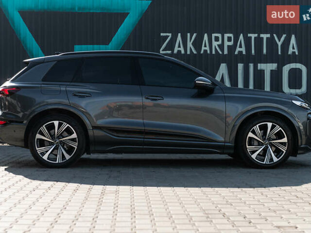 Серый Ауди Q6 e-tron, объемом двигателя 0 л и пробегом 21 тыс. км за 77000 $, фото 14 на Automoto.ua