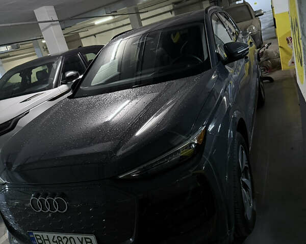 Серый Ауди Q6 e-tron, объемом двигателя 0 л и пробегом 1 тыс. км за 75000 $, фото 29 на Automoto.ua