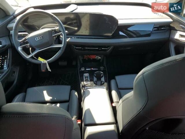 Серый Ауди Q6 e-tron, объемом двигателя 0 л и пробегом 2 тыс. км за 13000 $, фото 7 на Automoto.ua