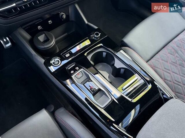 Синий Ауди Q6 e-tron, объемом двигателя 0 л и пробегом 8 тыс. км за 76500 $, фото 49 на Automoto.ua