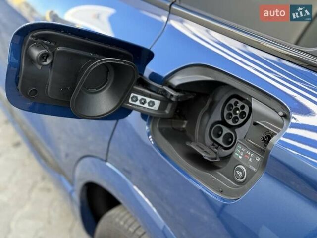 Синий Ауди Q6 e-tron, объемом двигателя 0 л и пробегом 8 тыс. км за 76500 $, фото 40 на Automoto.ua