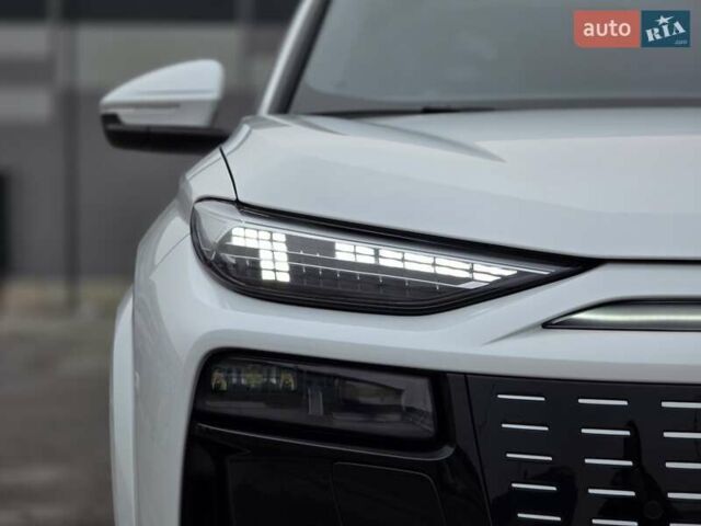 Ауди Q6L e-tron, объемом двигателя 0 л и пробегом 1 тыс. км за 54900 $, фото 10 на Automoto.ua