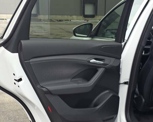 Ауди Q6L e-tron, объемом двигателя 0 л и пробегом 1 тыс. км за 54900 $, фото 32 на Automoto.ua