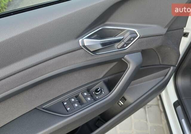 Білий Ауді Q7 e-tron, об'ємом двигуна 0 л та пробігом 30 тис. км за 41581 $, фото 15 на Automoto.ua