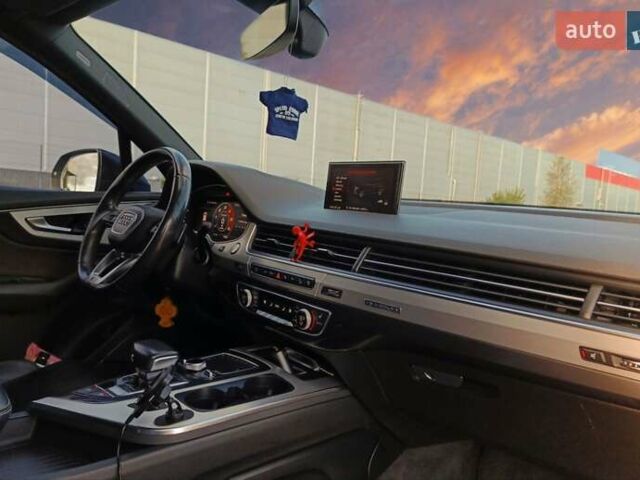 Черный Ауди Q7 e-tron, объемом двигателя 3 л и пробегом 223 тыс. км за 39888 $, фото 83 на Automoto.ua
