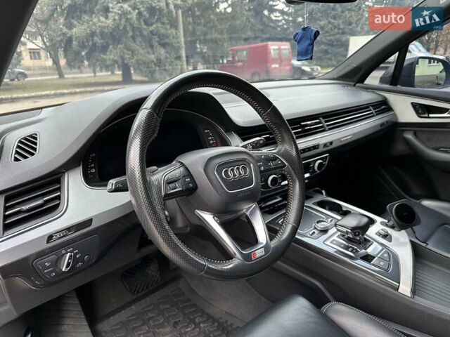 Черный Ауди Q7 e-tron, объемом двигателя 3 л и пробегом 223 тыс. км за 39999 $, фото 15 на Automoto.ua