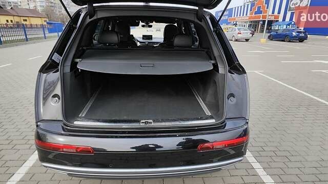 Черный Ауди Q7 e-tron, объемом двигателя 2.97 л и пробегом 278 тыс. км за 34400 $, фото 62 на Automoto.ua