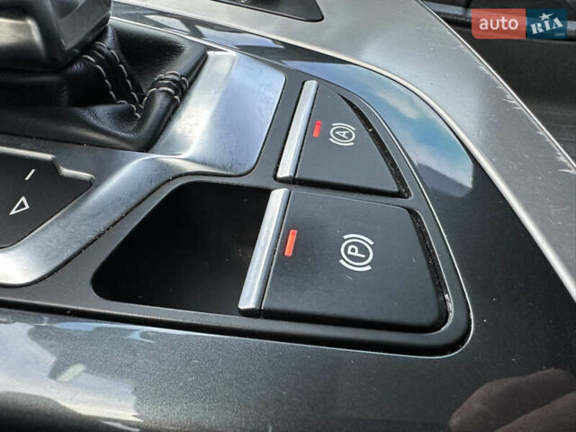 Черный Ауди Q7 e-tron, объемом двигателя 3 л и пробегом 223 тыс. км за 39999 $, фото 43 на Automoto.ua