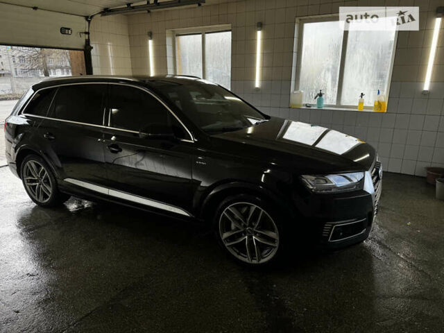 Чорний Ауді Q7 e-tron, об'ємом двигуна 2.97 л та пробігом 220 тис. км за 56532 $, фото 6 на Automoto.ua