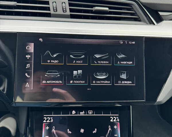 Черный Ауди Q7 e-tron, объемом двигателя 0 л и пробегом 160 тыс. км за 24975 $, фото 40 на Automoto.ua