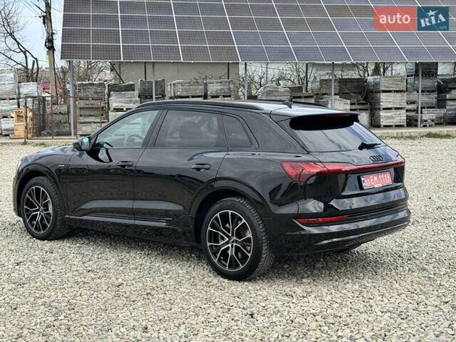 Черный Ауди Q7 e-tron, объемом двигателя 0 л и пробегом 160 тыс. км за 24975 $, фото 6 на Automoto.ua