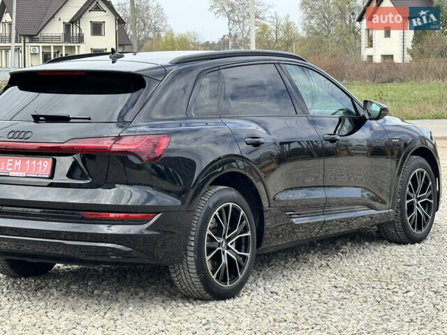 Черный Ауди Q7 e-tron, объемом двигателя 0 л и пробегом 160 тыс. км за 24975 $, фото 3 на Automoto.ua