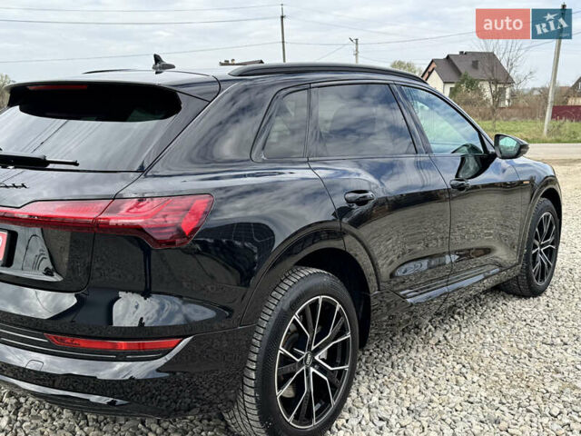 Черный Ауди Q7 e-tron, объемом двигателя 0 л и пробегом 160 тыс. км за 24975 $, фото 11 на Automoto.ua