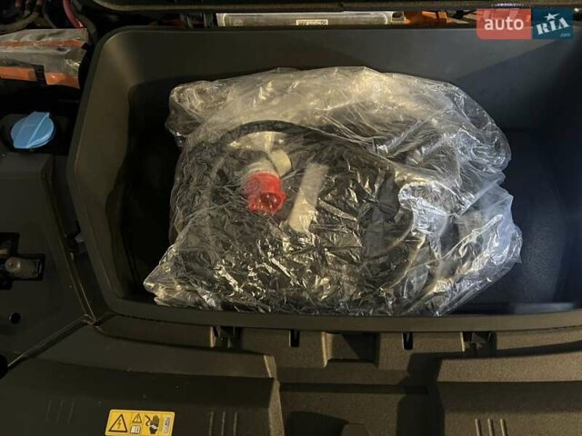 Черный Ауди Q7 e-tron, объемом двигателя 0 л и пробегом 40 тыс. км за 37800 $, фото 24 на Automoto.ua