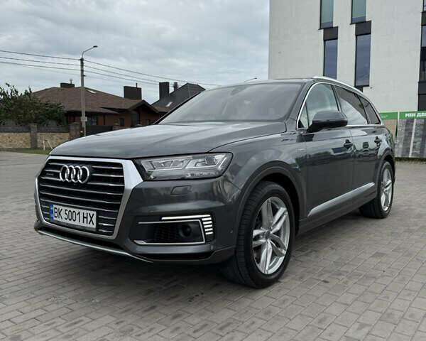 Ауди Q7 e-tron, объемом двигателя 3 л и пробегом 160 тыс. км за 43500 $, фото 1 на Automoto.ua