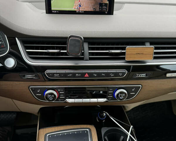 Ауди Q7 e-tron, объемом двигателя 3 л и пробегом 160 тыс. км за 43500 $, фото 28 на Automoto.ua