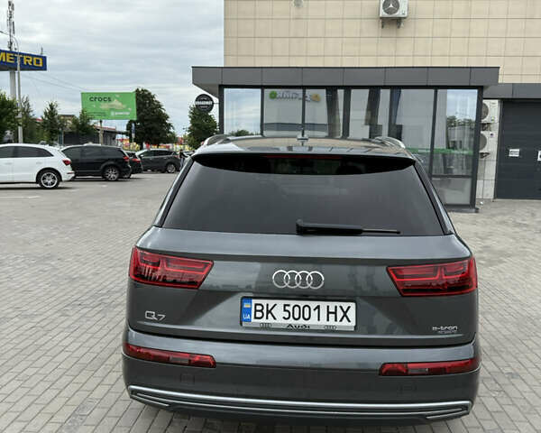 Ауди Q7 e-tron, объемом двигателя 3 л и пробегом 160 тыс. км за 43500 $, фото 13 на Automoto.ua