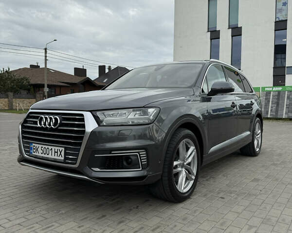 Ауди Q7 e-tron, объемом двигателя 3 л и пробегом 160 тыс. км за 43500 $, фото 3 на Automoto.ua