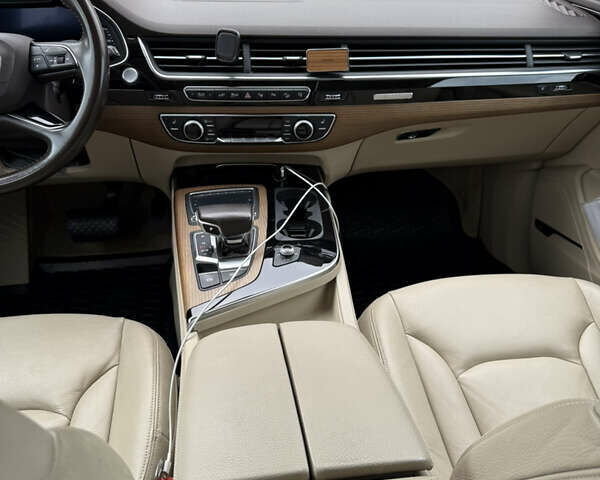 Ауди Q7 e-tron, объемом двигателя 3 л и пробегом 160 тыс. км за 43500 $, фото 22 на Automoto.ua