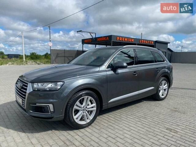 Серый Ауди Q7 e-tron, объемом двигателя 3 л и пробегом 313 тыс. км за 39900 $, фото 30 на Automoto.ua