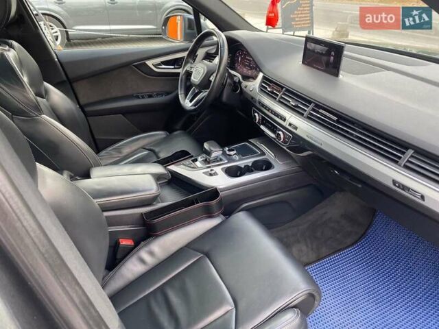 Серый Ауди Q7 e-tron, объемом двигателя 3 л и пробегом 313 тыс. км за 39900 $, фото 15 на Automoto.ua