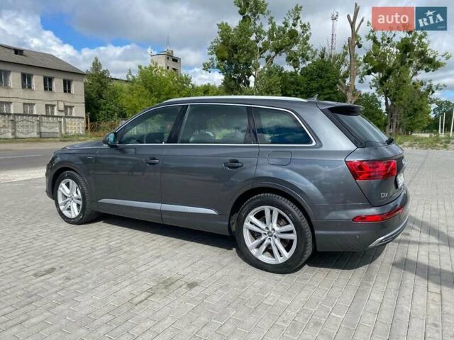 Серый Ауди Q7 e-tron, объемом двигателя 3 л и пробегом 313 тыс. км за 39900 $, фото 33 на Automoto.ua