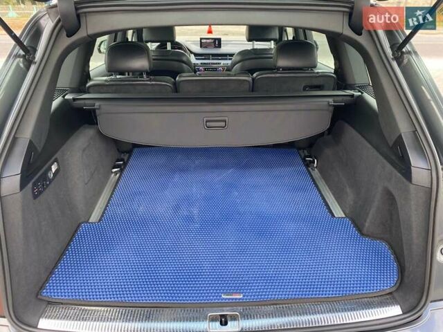 Серый Ауди Q7 e-tron, объемом двигателя 3 л и пробегом 313 тыс. км за 39900 $, фото 10 на Automoto.ua