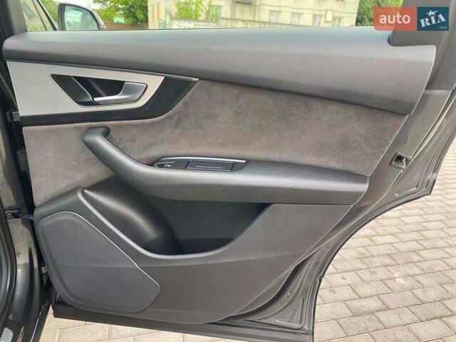 Серый Ауди Q7 e-tron, объемом двигателя 3 л и пробегом 313 тыс. км за 39900 $, фото 19 на Automoto.ua