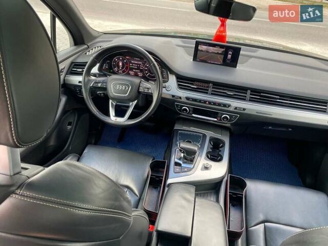 Серый Ауди Q7 e-tron, объемом двигателя 3 л и пробегом 313 тыс. км за 39900 $, фото 24 на Automoto.ua