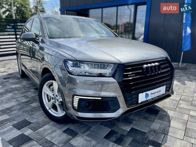Сірий Ауді Q7 e-tron, об'ємом двигуна 3 л та пробігом 192 тис. км за 39900 $, фото 2 на Automoto.ua