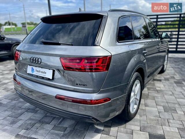 Сірий Ауді Q7 e-tron, об'ємом двигуна 3 л та пробігом 192 тис. км за 39900 $, фото 9 на Automoto.ua