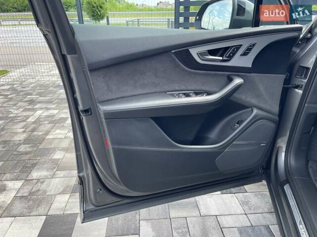 Сірий Ауді Q7 e-tron, об'ємом двигуна 3 л та пробігом 192 тис. км за 39900 $, фото 11 на Automoto.ua