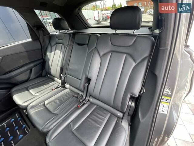 Сірий Ауді Q7 e-tron, об'ємом двигуна 3 л та пробігом 192 тис. км за 39900 $, фото 29 на Automoto.ua