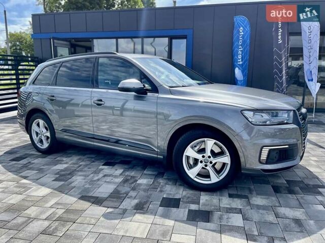 Сірий Ауді Q7 e-tron, об'ємом двигуна 3 л та пробігом 192 тис. км за 39900 $, фото 1 на Automoto.ua