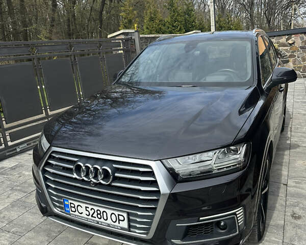 Серый Ауди Q7 e-tron, объемом двигателя 2.97 л и пробегом 180 тыс. км за 48500 $, фото 4 на Automoto.ua