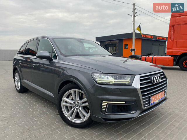 Серый Ауди Q7 e-tron, объемом двигателя 0 л и пробегом 219 тыс. км за 36800 $, фото 51 на Automoto.ua