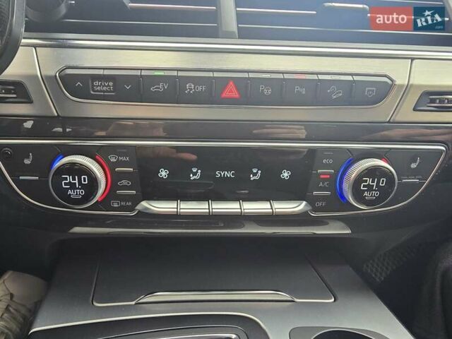 Серый Ауди Q7 e-tron, объемом двигателя 2.97 л и пробегом 210 тыс. км за 41200 $, фото 27 на Automoto.ua