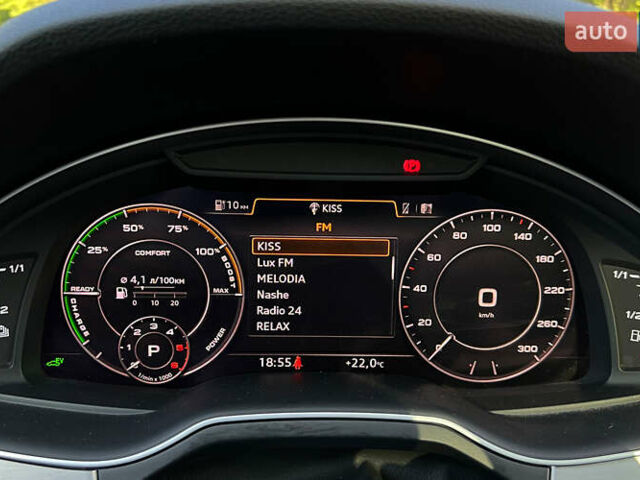 Серый Ауди Q7 e-tron, объемом двигателя 3 л и пробегом 175 тыс. км за 51990 $, фото 23 на Automoto.ua