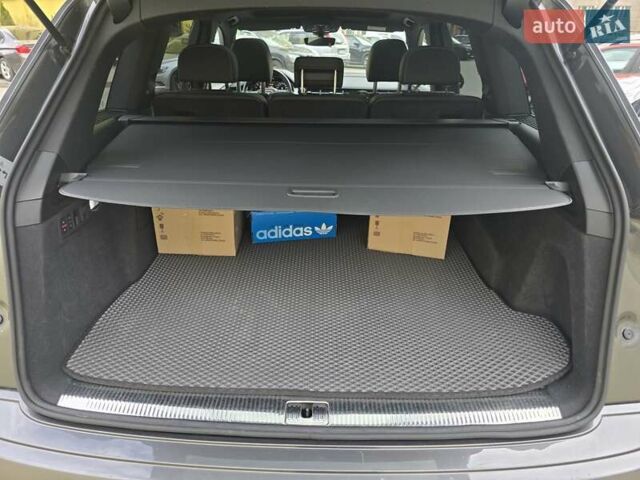 Серый Ауди Q7 e-tron, объемом двигателя 2.97 л и пробегом 210 тыс. км за 41200 $, фото 29 на Automoto.ua