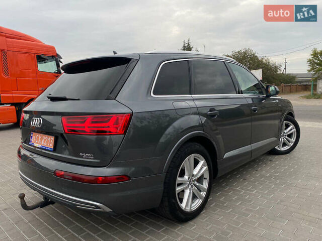 Серый Ауди Q7 e-tron, объемом двигателя 0 л и пробегом 219 тыс. км за 36800 $, фото 52 на Automoto.ua