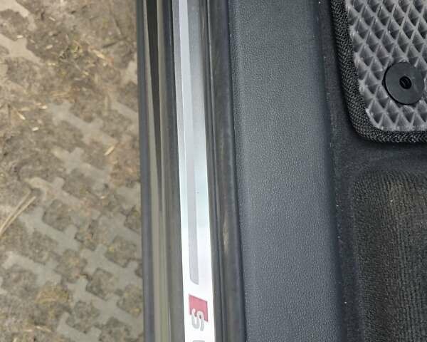 Серый Ауди Q7 e-tron, объемом двигателя 2.97 л и пробегом 210 тыс. км за 41200 $, фото 16 на Automoto.ua