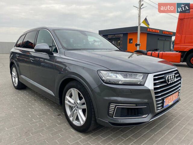 Серый Ауди Q7 e-tron, объемом двигателя 0 л и пробегом 219 тыс. км за 36800 $, фото 38 на Automoto.ua