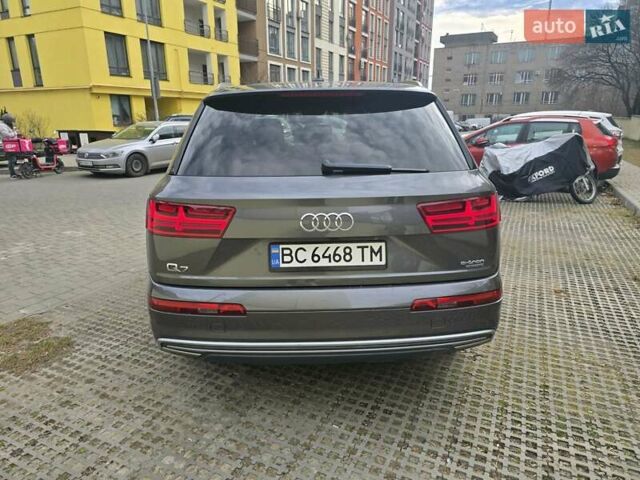 Серый Ауди Q7 e-tron, объемом двигателя 2.97 л и пробегом 210 тыс. км за 41200 $, фото 10 на Automoto.ua