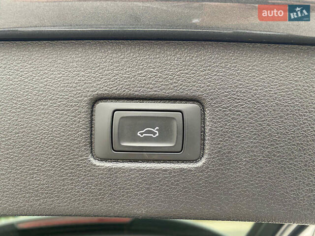 Серый Ауди Q7 e-tron, объемом двигателя 0 л и пробегом 219 тыс. км за 36800 $, фото 9 на Automoto.ua