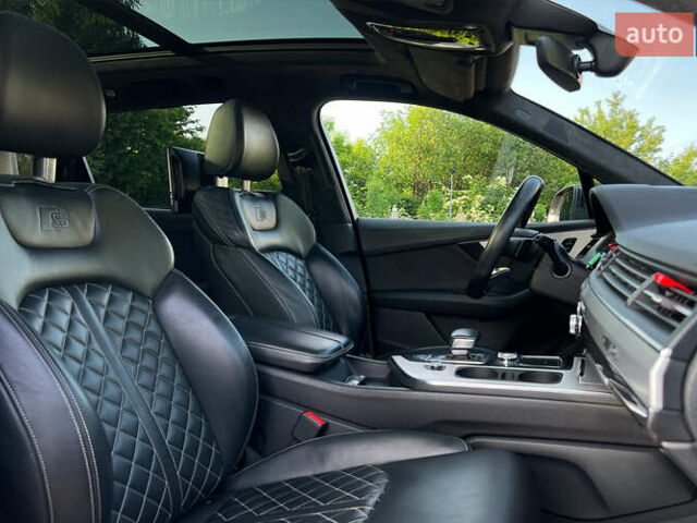 Серый Ауди Q7 e-tron, объемом двигателя 3 л и пробегом 175 тыс. км за 51990 $, фото 10 на Automoto.ua