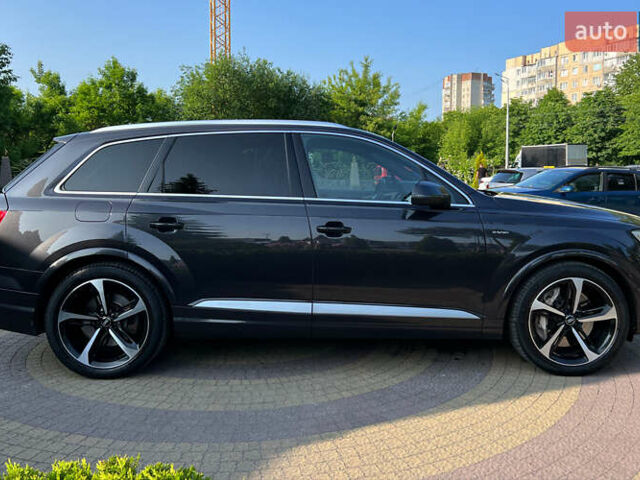 Серый Ауди Q7 e-tron, объемом двигателя 3 л и пробегом 175 тыс. км за 51990 $, фото 7 на Automoto.ua